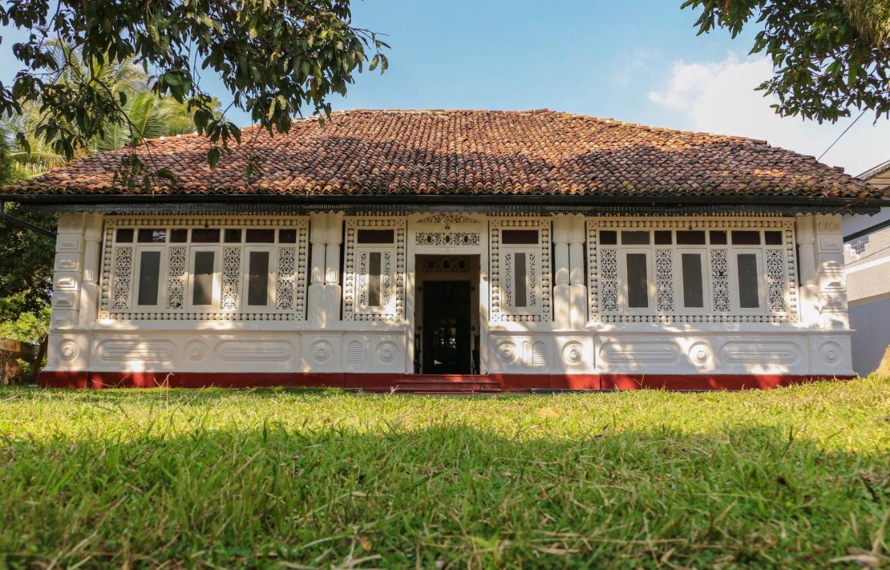 Villa Rosa Blanca Galle Bagian luar foto